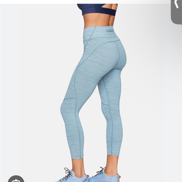 Outdoor Voices Light Blue Leggings - Picture 1 of 4